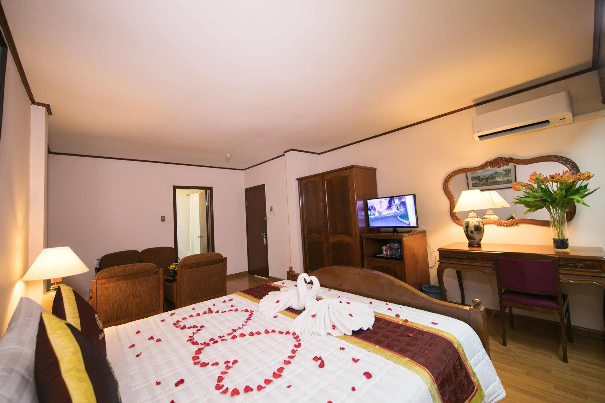 Asian Hotel Ho Chi Minh City Exterior photo
